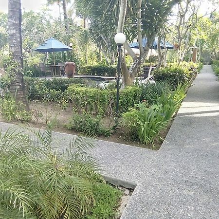 Segara Anak Bungalow & Restaurant Kuta  Esterno foto