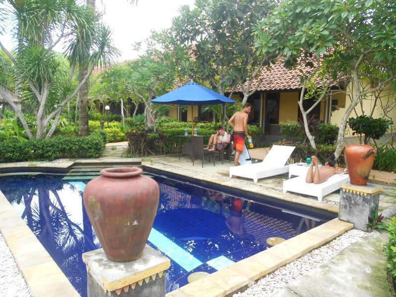 Segara Anak Bungalow & Restaurant Kuta  Esterno foto
