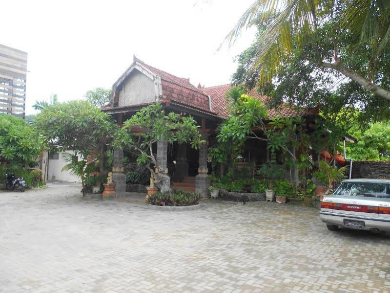 Segara Anak Bungalow & Restaurant Kuta  Esterno foto