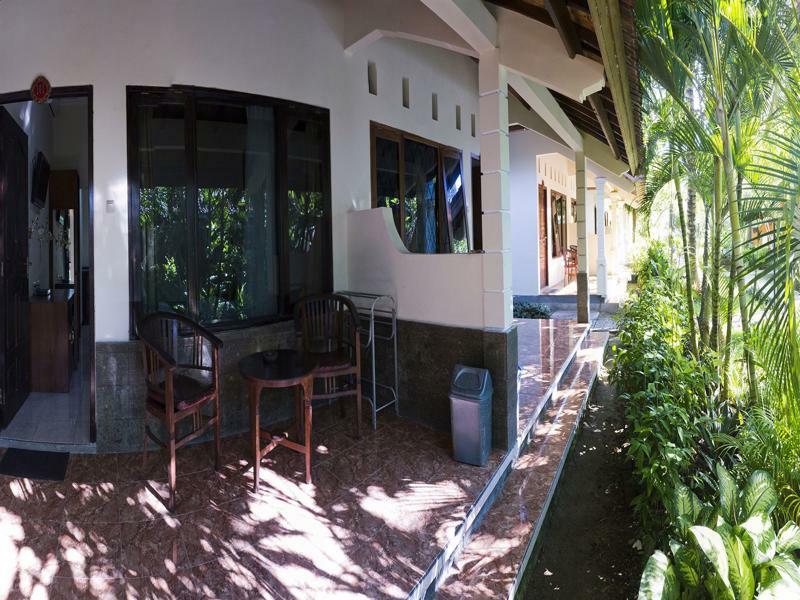 Segara Anak Bungalow & Restaurant Kuta  Esterno foto