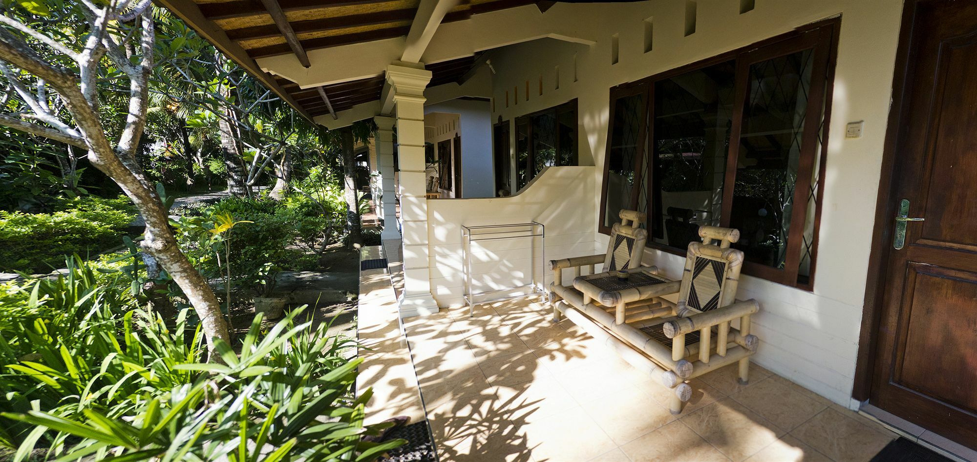 Segara Anak Bungalow & Restaurant Kuta  Esterno foto