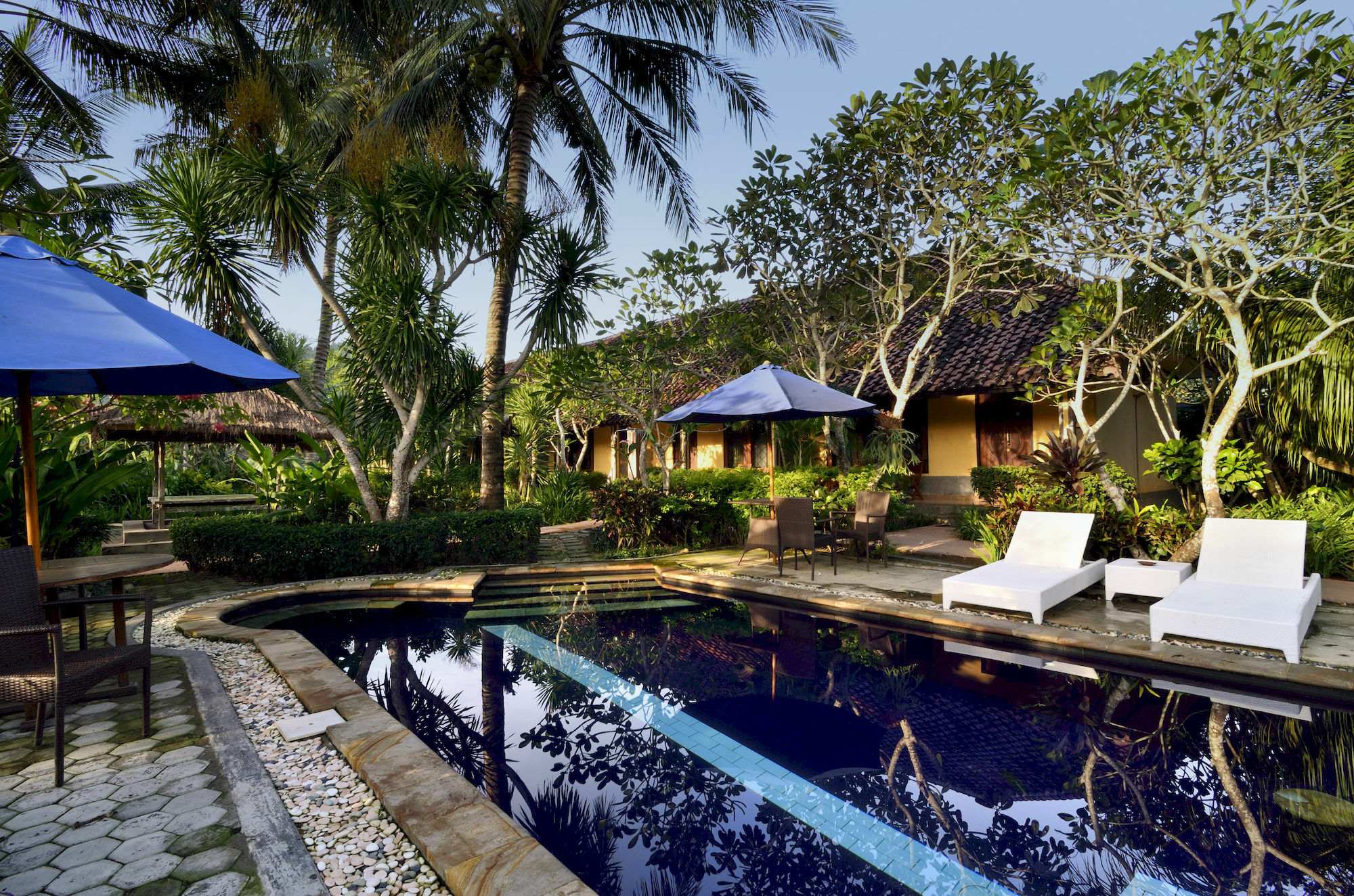 Segara Anak Bungalow & Restaurant Kuta  Esterno foto